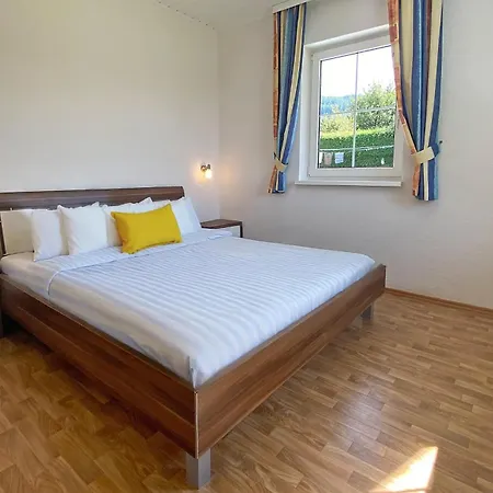 Sauerschnig * Unterburg am Klopeiner See